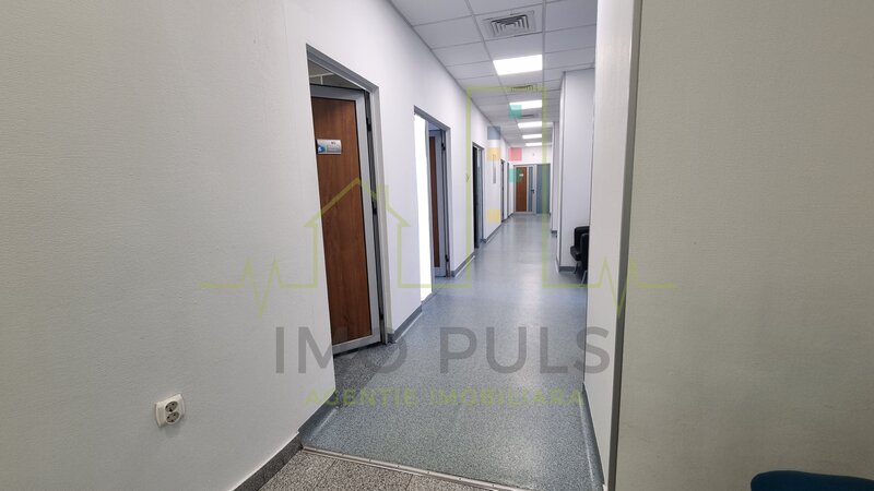 Timisoara  Cladire de inchiriat. La 4 minute de centru. Acces auto.